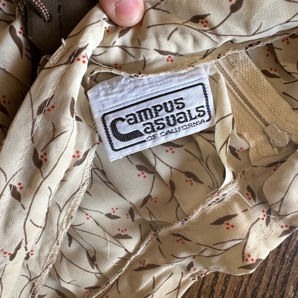 Elegant Cream Patterned A-Line Skirt - Picture 3 of 6